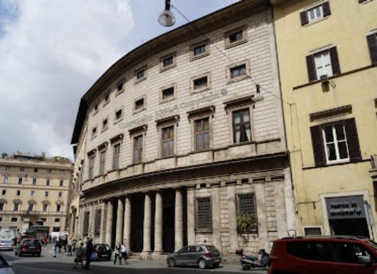 italy/rome/landmark/palazzo-massimo-alle-colonne