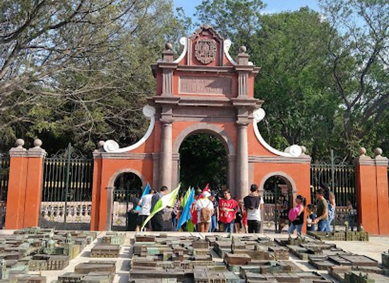 mexico/central-mexico/landmark/alameda-hidalgo
