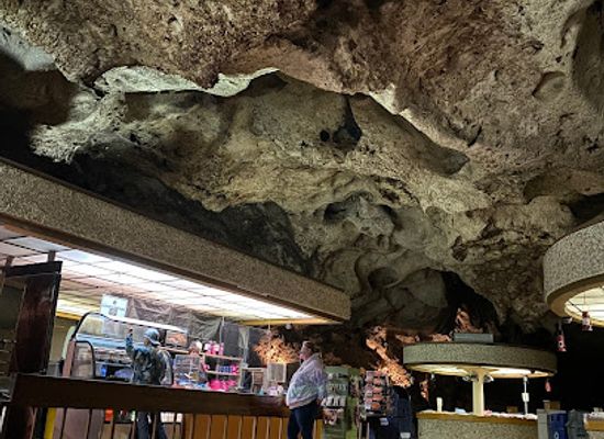 new-mexico/carlsbad/landmark/carlsbad-cavern-natural-entrance
