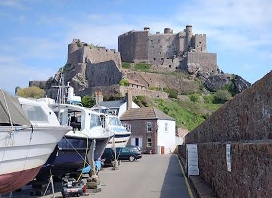 jersey/st-peter/landmark/gorey