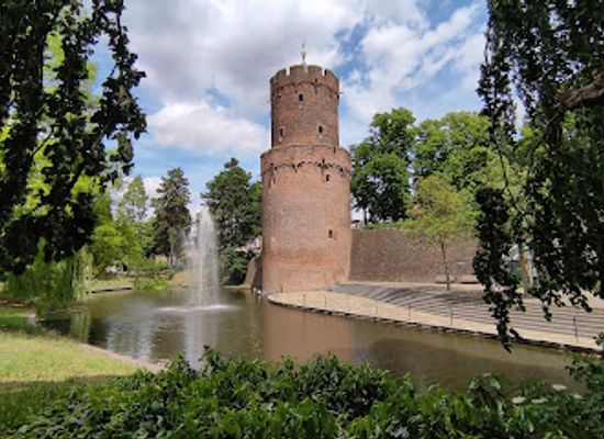 netherlands/nijmegen/landmark/kronenburgerpark