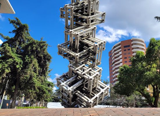 guatemala/guatemala-city/zona-13/landmark/plaza-colombia