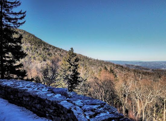 vermont/mount-ascutney-state-park/landmark/futures-trail