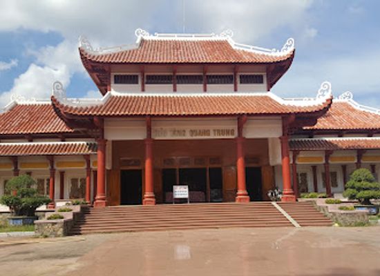 vietnam/quy-nhon/landmark/bao-tang-tong-hop-binh-dinh