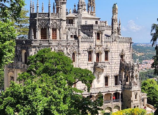 portugal/sintra/landmark/initiation-well