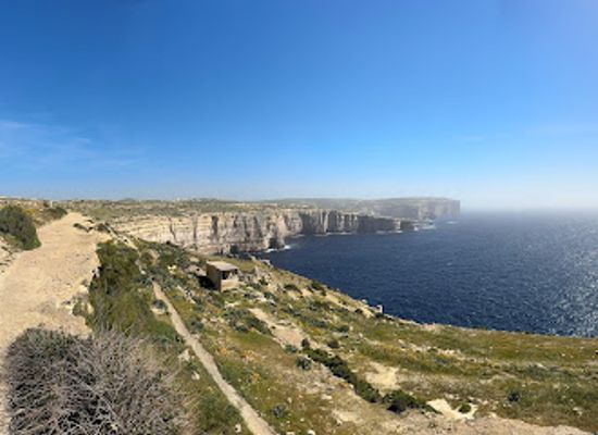 malta/dwejra-area/landmark/sunset-cliff