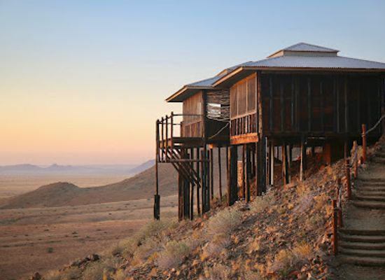 namibia/namib-naukluft-national-park/landmark/moon-mountain-lodge