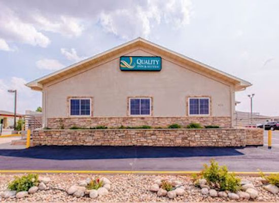 wyoming/albany-county/landmark/quality-inn-suites-university