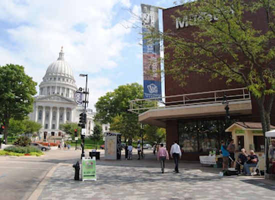 wisconsin/madison/downtown-madison/landmark/wisconsin-historical-museum