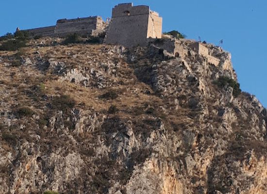 greece/nafplio/landmark/kolokotronis-park