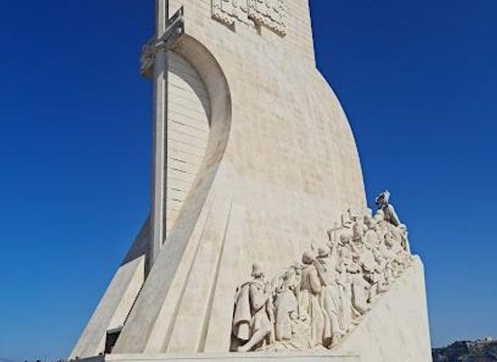 portugal/sintra/landmark/monument-to-the-discoveries