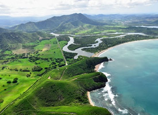 new-caledonia/bourail/landmark/poe-beach