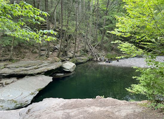 new-york/hunter-mountain/landmark/peekamoose-blue-hole