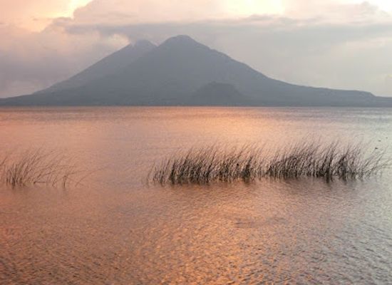 guatemala/lake-atitlan/landmark/casa-cakchiquel-panajachel