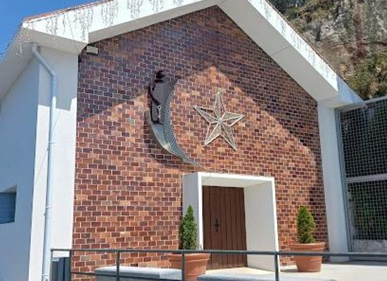portugal/minho/landmark/igreja-paroquial-de-sao-pedro-da-afurada