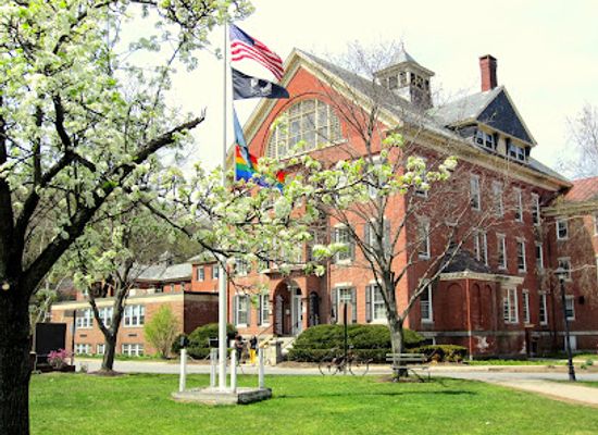 vermont/brattleboro/landmark/brattleboro-retreat