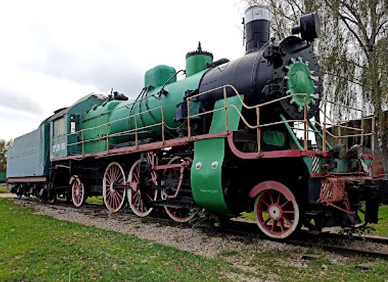 estonia/valga/landmark/locomotive-memorial