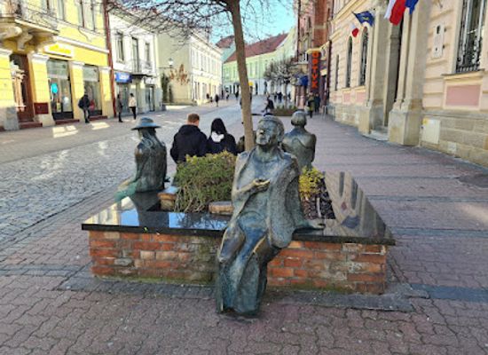 poland/tarnow/landmark/laweczka-poetow-w-tarnowie