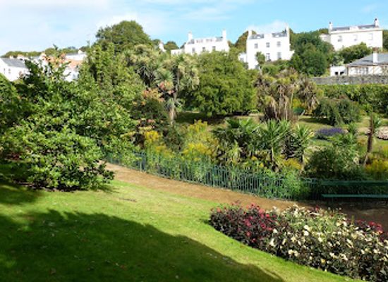 guernsey/st-sampson/landmark/la-societe-guernesiaise