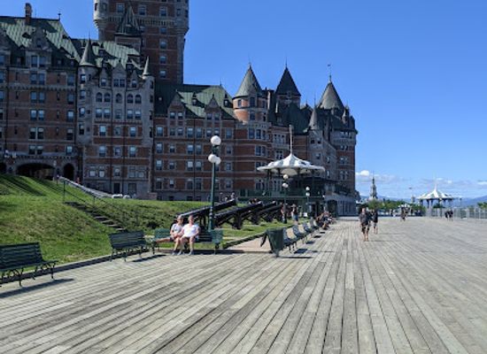 canada/quebec/landmark/escalier-casse-cou-breakneck-steps