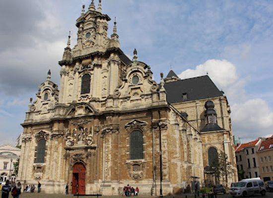 belgium/hesbaye/landmark/church-of-our-lady-of-finistere