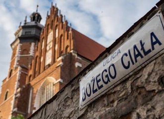 poland/krakow/landmark/corpus-christi-basilica