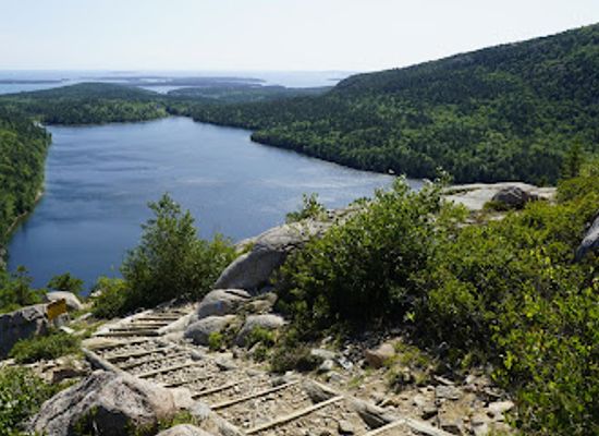 maine/acadia-national-park/landmark/jordan-pond-trailhead