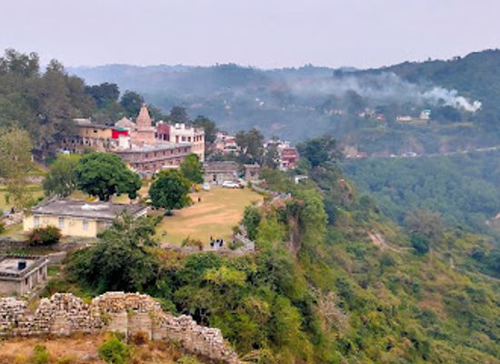 india/himachal-pradesh/landmark/archaeological-museum-kangra-fort