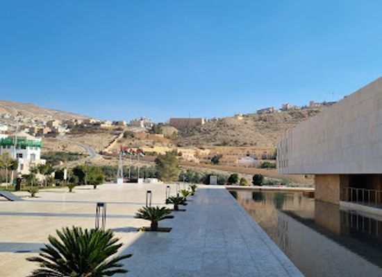 jordan/wadi-araba/landmark/petra-museum