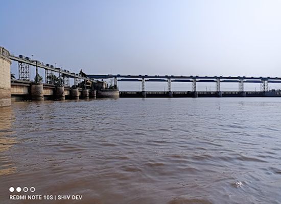 nepal/koshi-zone/landmark/koshi-river