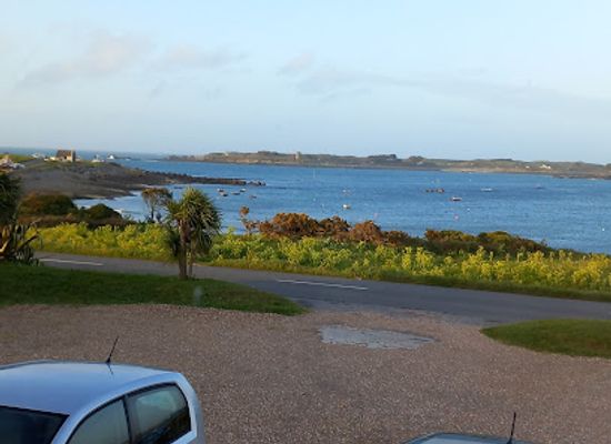 guernsey/herm/landmark/puffin-oyster