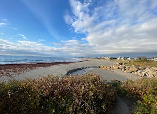 rhode-island/narragansett-beach/landmark/scarborough-state-beach