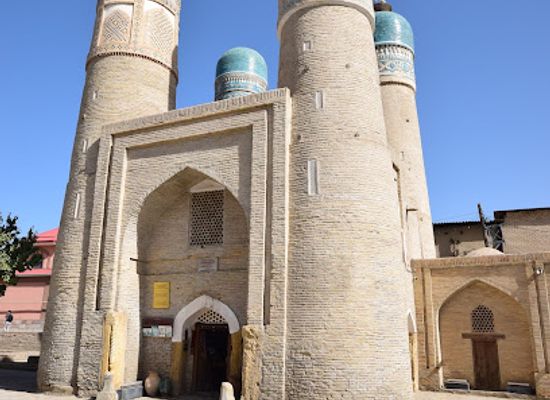 uzbekistan/bukhara/landmark/chor-minor-madrasah