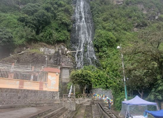 ecuador/napo-region/landmark/cascada-de-la-virgen