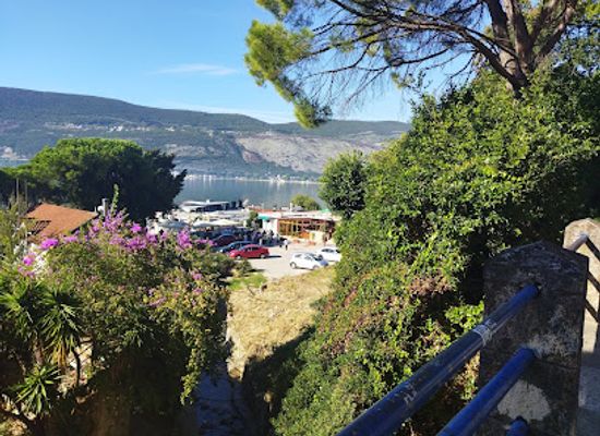 montenegro/herceg-novi/landmark/apartments-villa-kukoljac