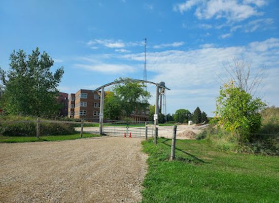 wisconsin/eastern-ridges-and-lowlands/landmark/sheboygan-falls-asylum