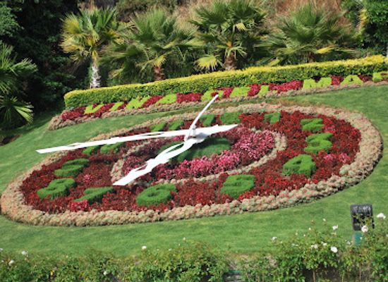chile/valparaiso-region/landmark/flower-clock