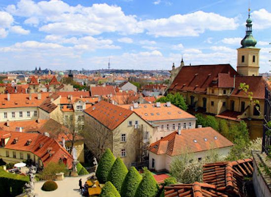 czechia/central-bohemia/landmark/the-vrtba-garden
