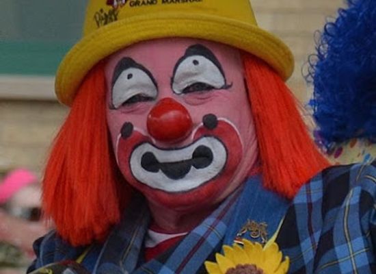 north-dakota/minot/landmark/world-renowned-dizzy-the-clown
