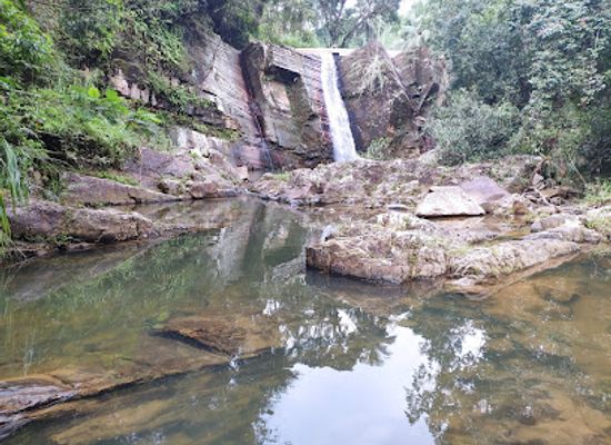 sri-lanka/matara-district/landmark/bambaragala-estate-waterfall