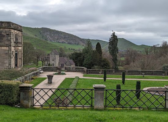 united-kingdom/peak-district/attraction/national-trust-ilam-park-2