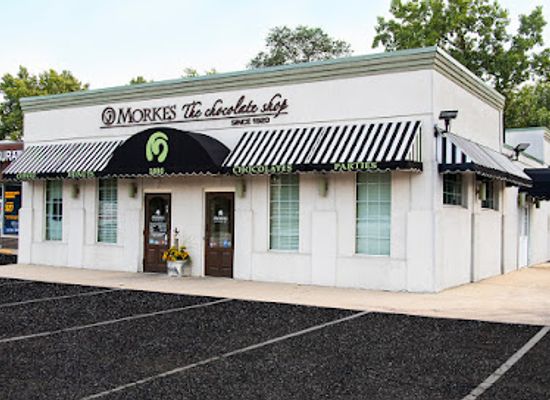 illinois/palatine/landmark/morkes-chocolates
