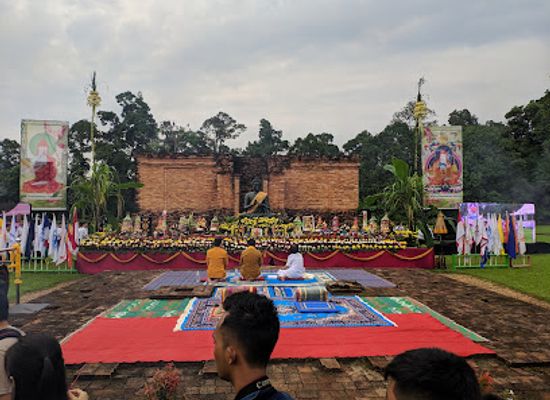 indonesia/jambi/landmark/candi-gumpung