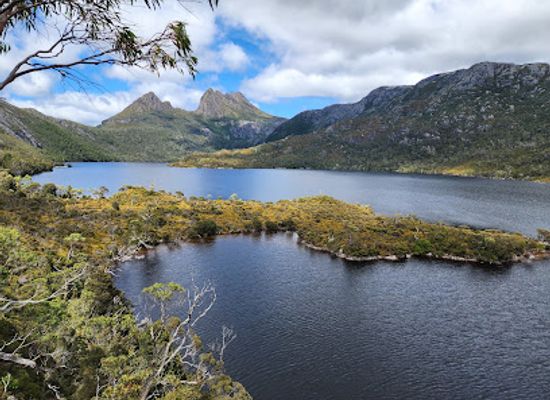 australia/cradle-mountain-lake-st-clair-national-park/landmark/dove-lake-circuit