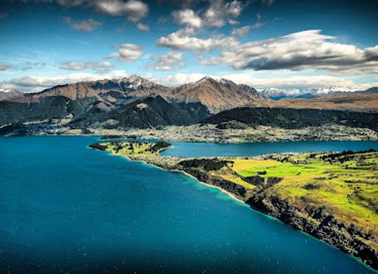 new-zealand/otago/landmark/queenstown-highlights-small-group-sightseeing-tours