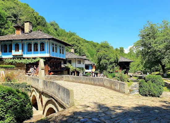 bulgaria/gabrovo/landmark/ethno-village-etar