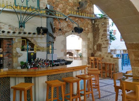 greece/chania/landmark/sinagogi-coctail-bar
