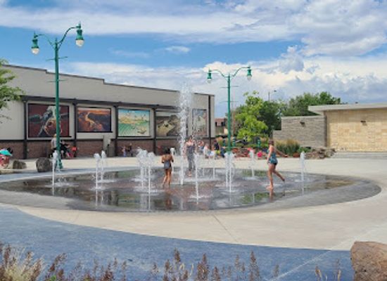idaho/twin-falls/landmark/downtown-twin-falls-commons