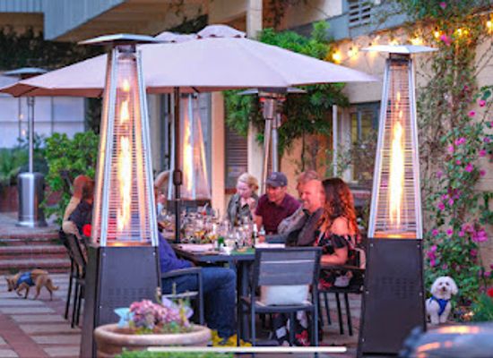 california/carmel-by-the-sea/landmark/carmel-s-hidden-gem-restaurant