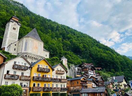 austria/hallstatt/landmark/statue-of-the-holy-trinity